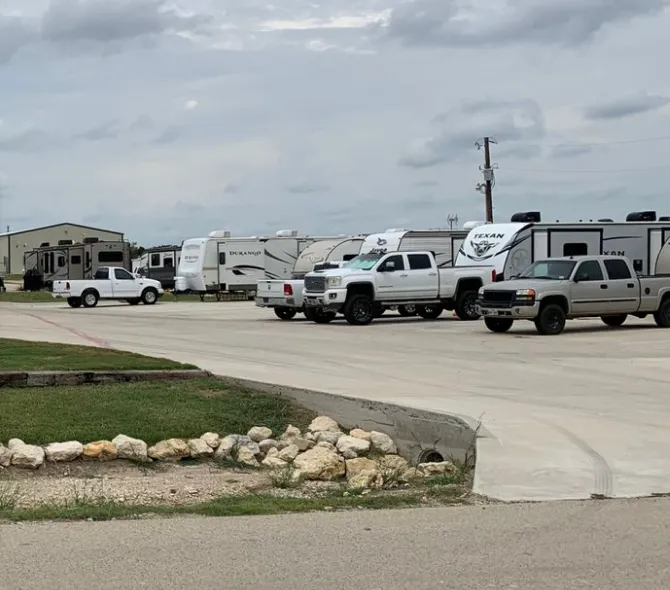 Fort Worth RV Park 2