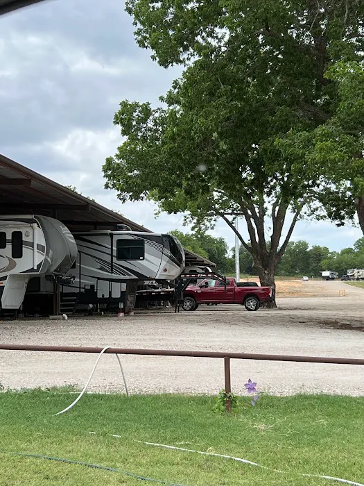 Pecan Hollow RV Park 10
