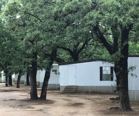 Hidden Oaks Mobile Home Park