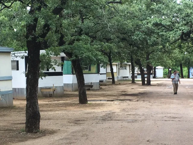 Hidden Oaks Mobile Home Park 9