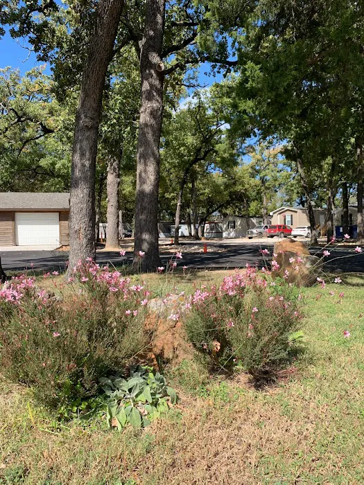 The Oaks On Henderson 3