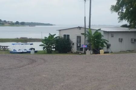 Sunset Cove Marina- Campground & RV Resort
