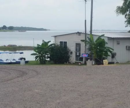 Sunset Cove Marina- Campground & RV Resort
