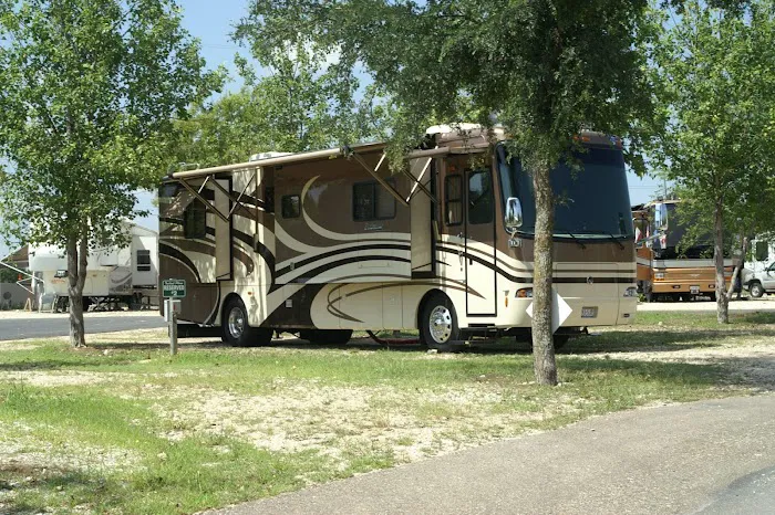 Blue Sky I-35 RV Park 2