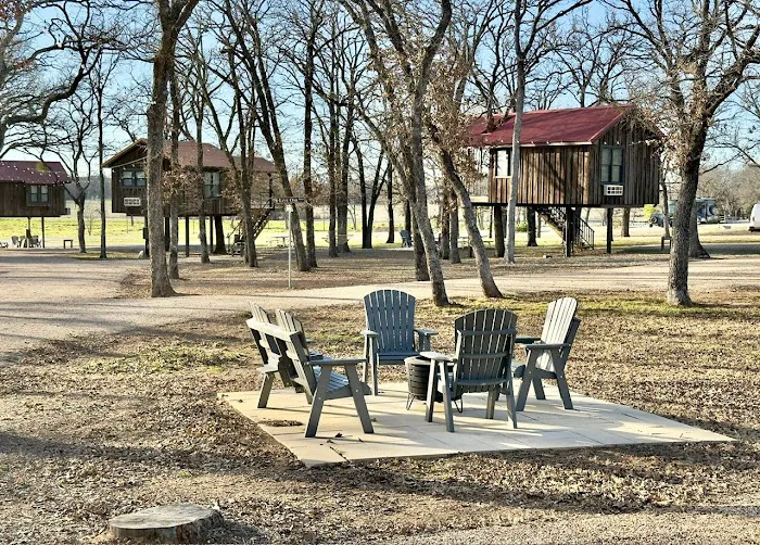 Waco Creekside Resort 8