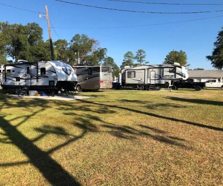 Pine Grove Estates & RV Park