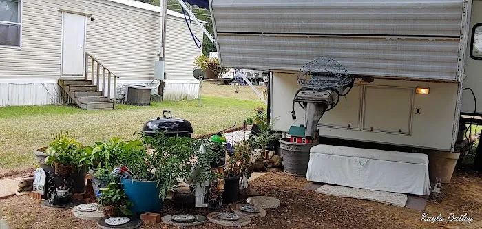 Holliday's Trailer Park and Mini Storage 2