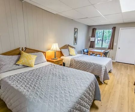 Bundick Lake Retreat and RV