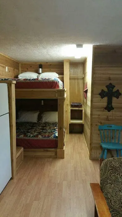 Whispering Creek Lodging & RV Resort 8