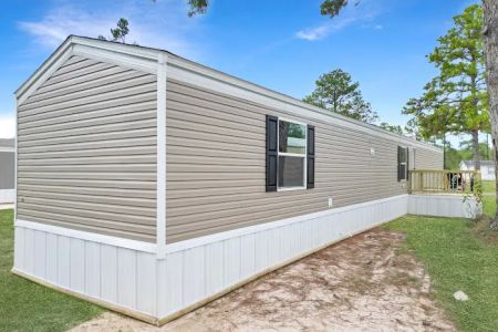 Pinewood Manufactured Home Community