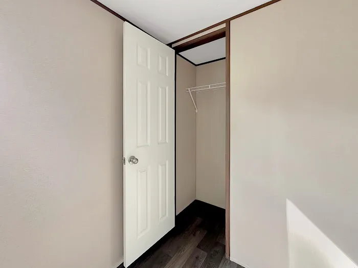 Pinewood Manufactured Home Community 8