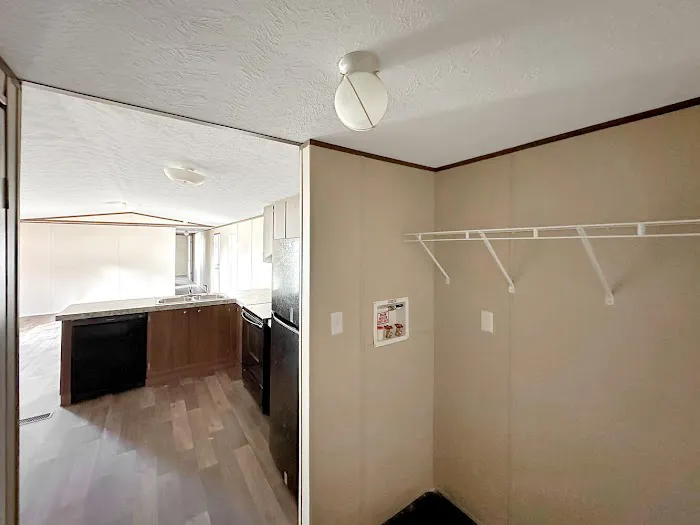 Pinewood Manufactured Home Community 7