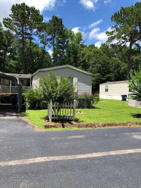 Sugar Pines RV & Mobile Home Park 3