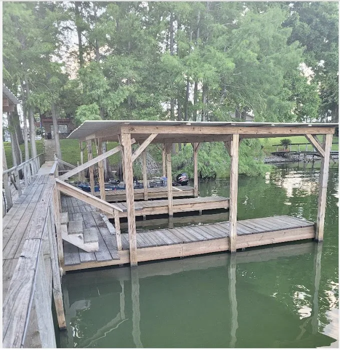 Tom Bell's rv park, boat landing and trailer rentals 4