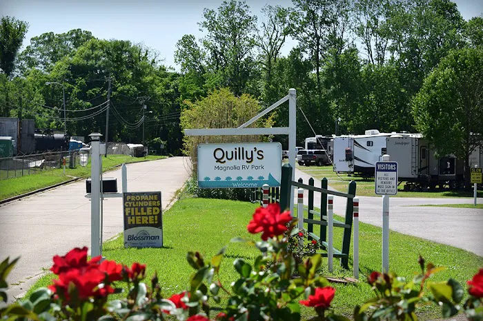 Quilly's Magnolia RV Park 3
