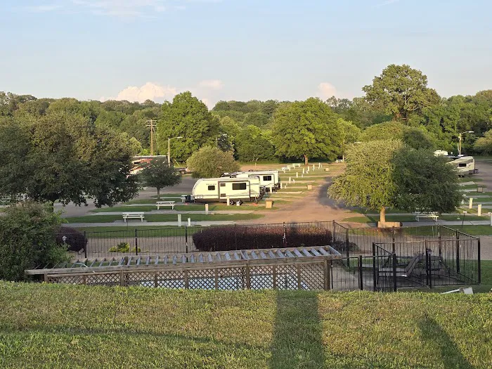 Ameristar RV Park 2