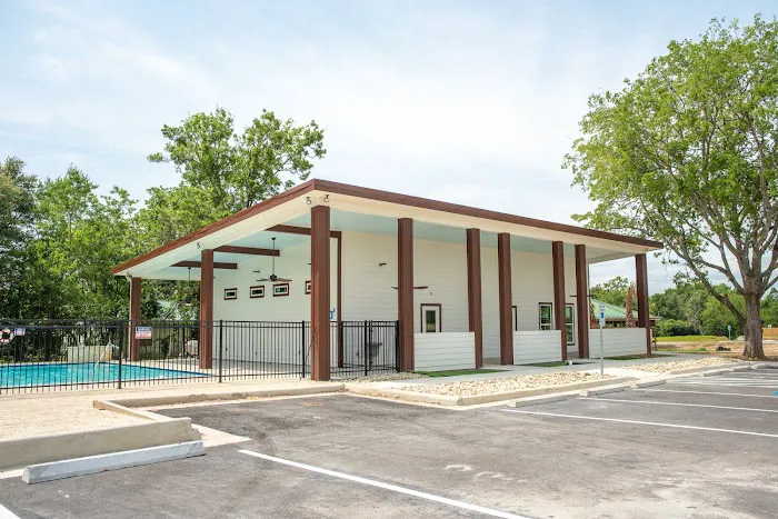 Hardy's Resort RV Park - College Station 3