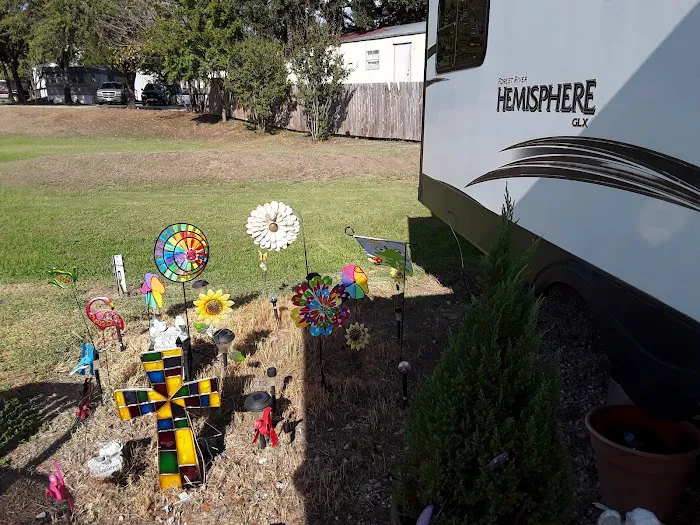 Primrose Lane MH & RV Park 4