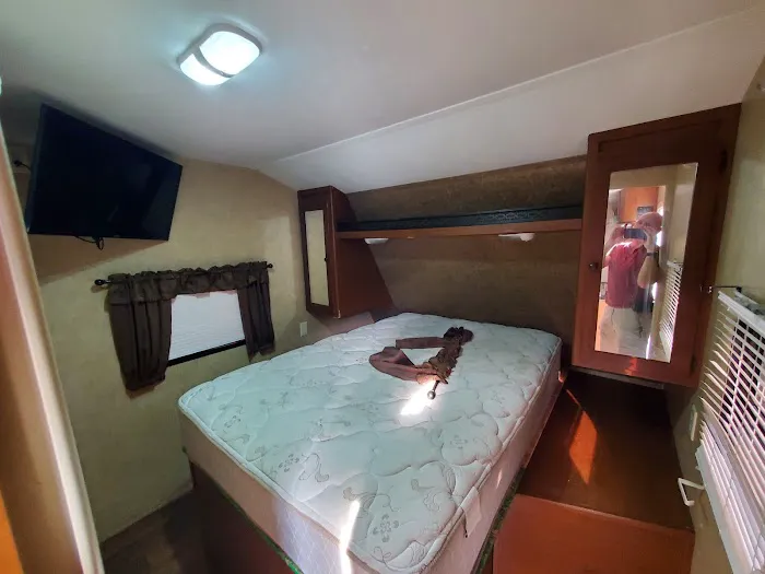 BCS Road-Runner RV Park 10