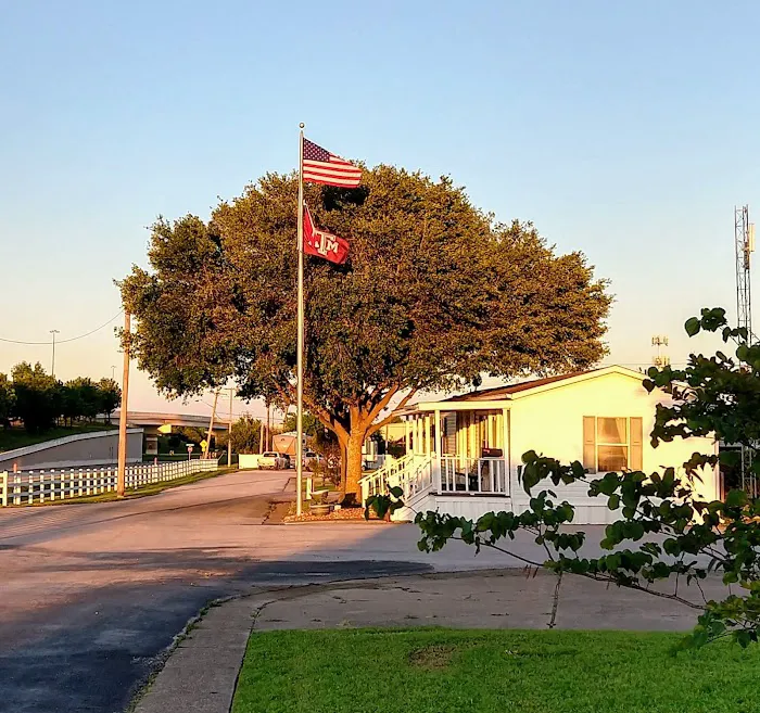 Holiday RV Park 4