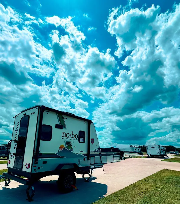 Airport Landing RV Resort 3