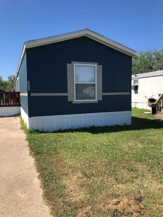 Woodhaven Mobile Home Community 4