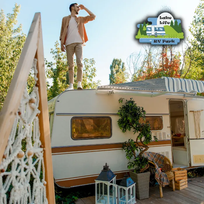 Lake Life RV Park - Lake Whitney 3