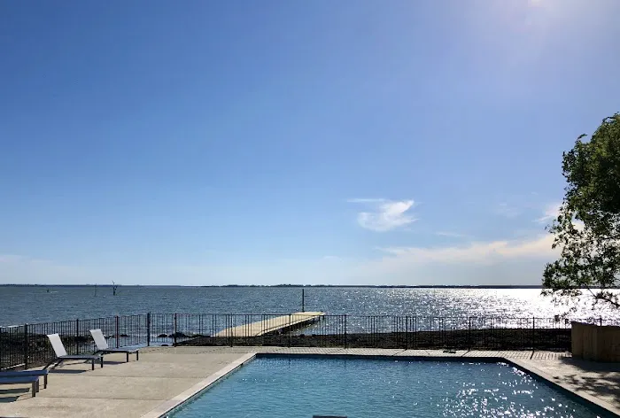 Peninsula Point RV & Tiny Home Luxury Resort 2