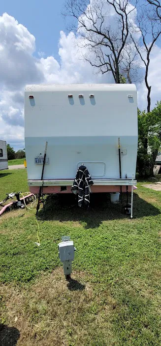 Clover Leaf Mobile Home Estate 7