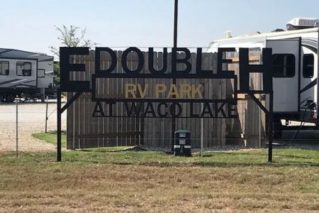 E Double H RV Park at Waco Lake
