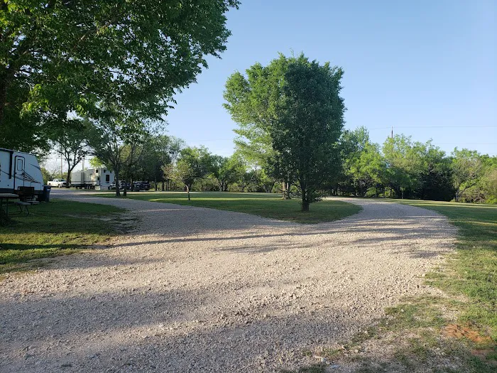 Lake Creek RV Campground 1