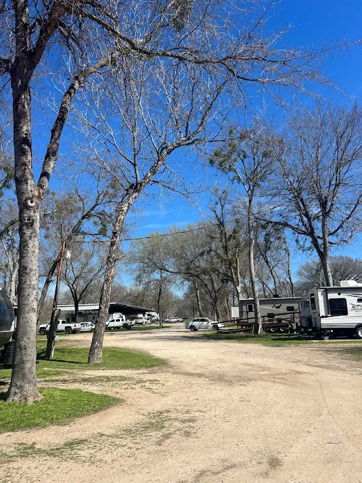 Patriot RV Park - Waco 4