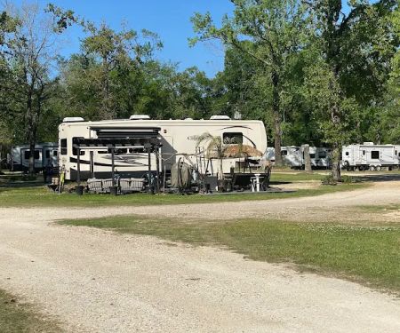Quiet Oaks RV Park