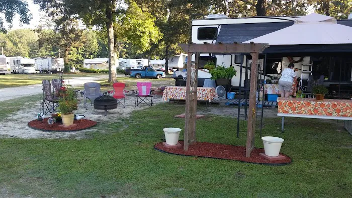 Quiet Oaks RV Park 6