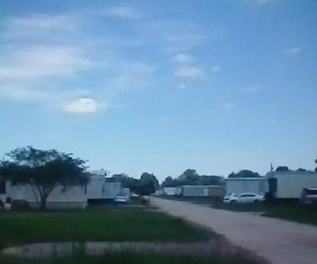Bon Ami Mobile Home Park