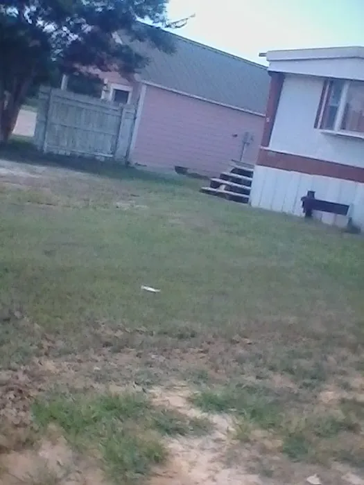 Bon Ami Mobile Home Park 8