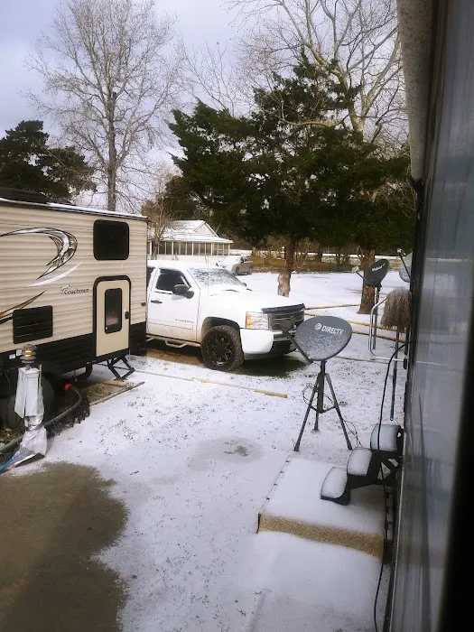 Highway 90 RV Resort and Storage 8