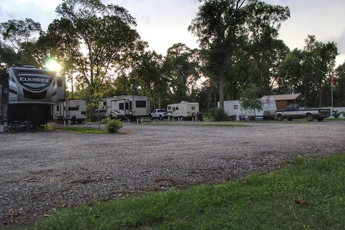 Magnolia Tree RV Park 3