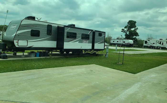 Dayton Pines RV Park 6