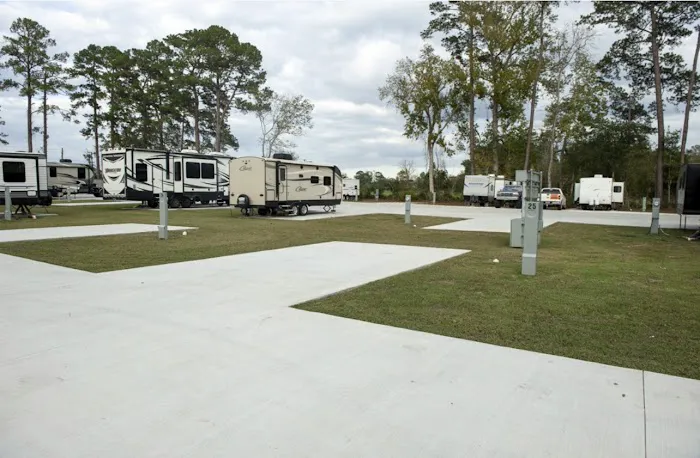 Royal Oaks RV Park 3