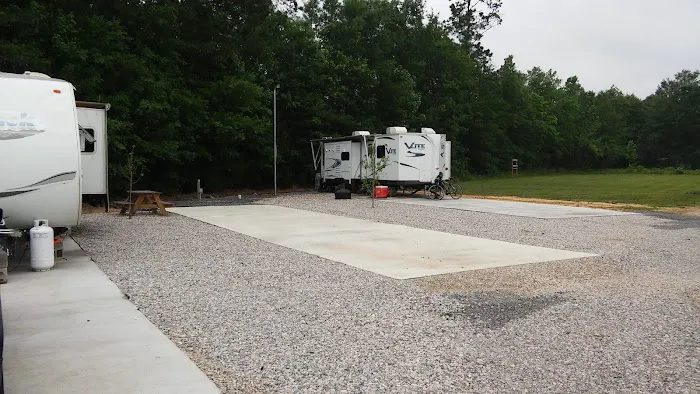 Lakeview Carriage RV Park 8