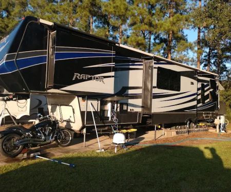Smith Lake RV Park