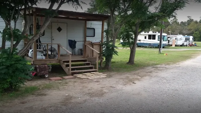 Sleepy Hollow RV Park 3