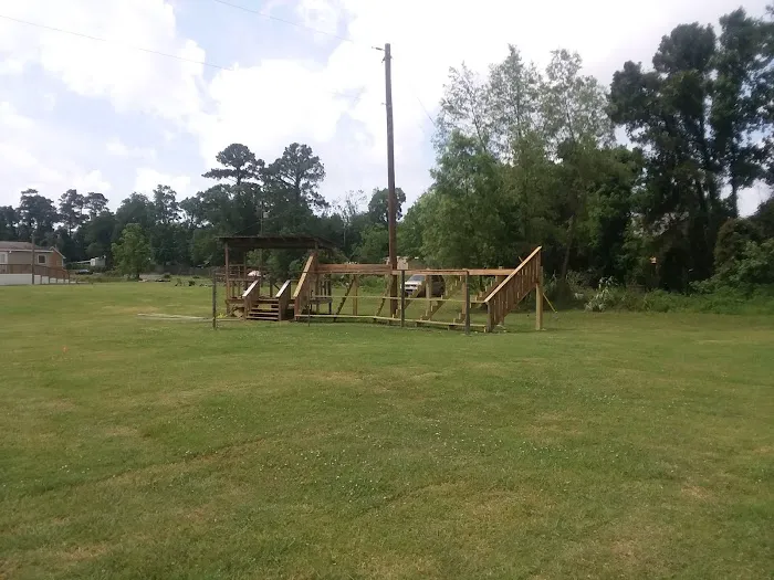 Sleepy Hollow RV Park 9
