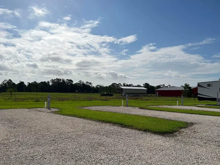 Country Livin' RV Park 9