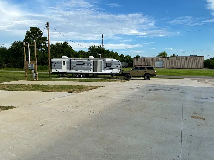Reign RV Park 10