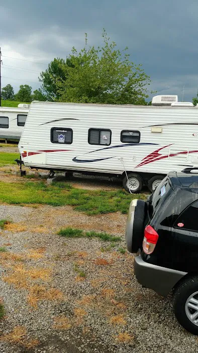 Maxey Care RV Park 10