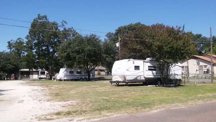 Newman's RV Park 10