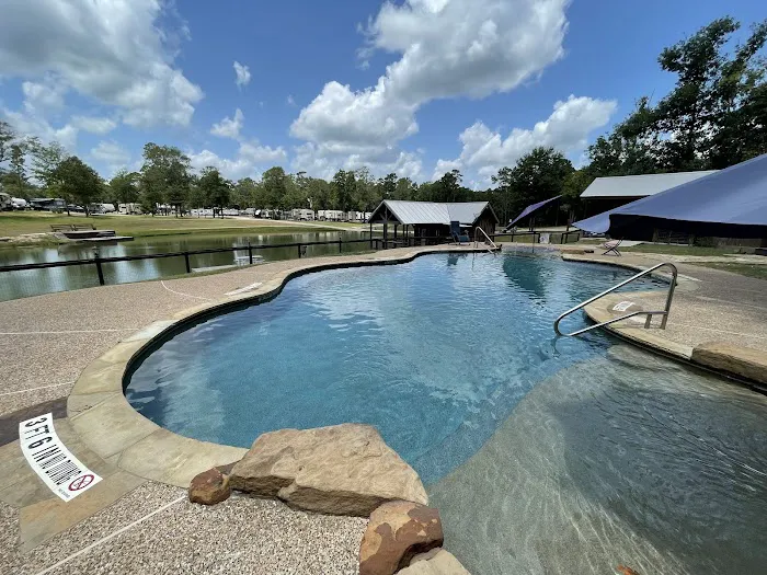 7 Bridges RV Park 3