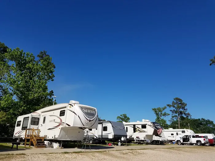 Lochness Marina & RV Park 3